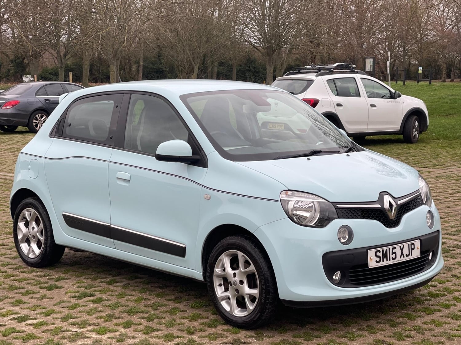 Renault Twingo 2015 - Cars in Swanley