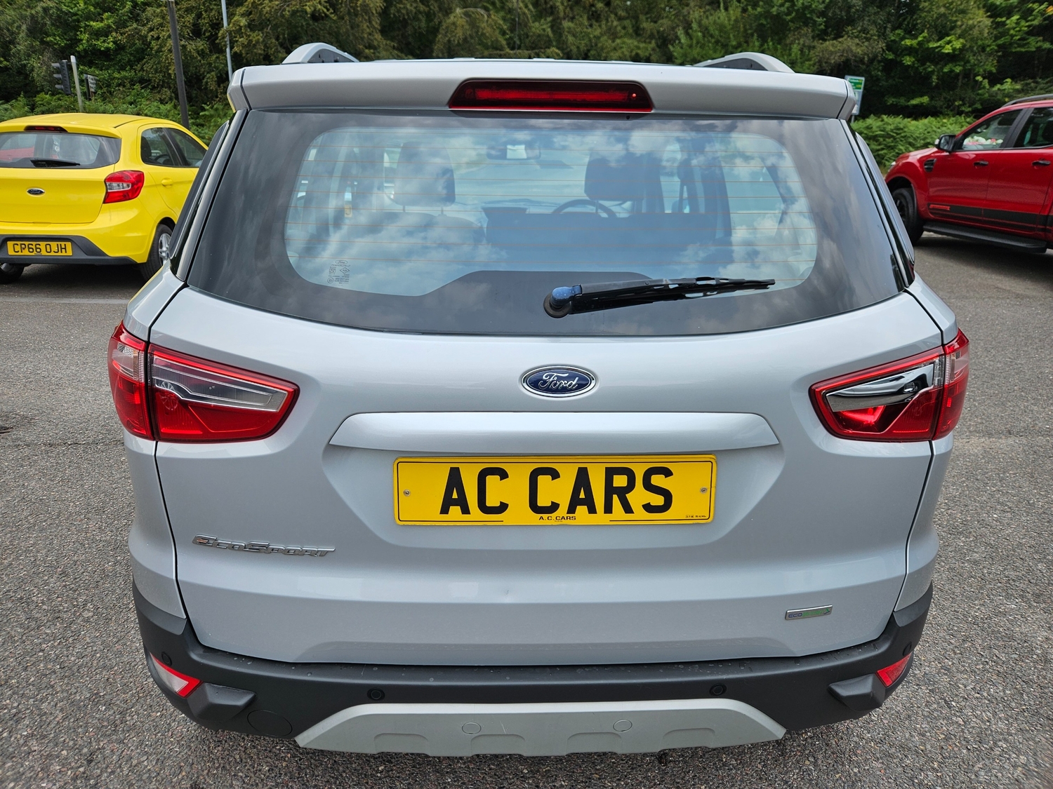[ berth ]Ford Ecosport