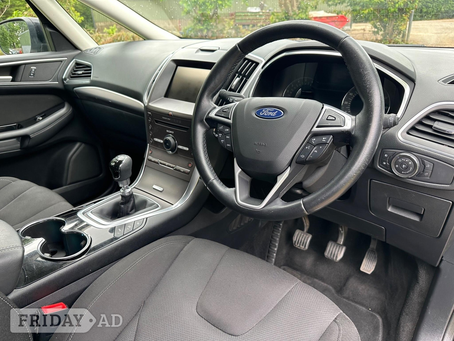[ berth ]Ford S-Max