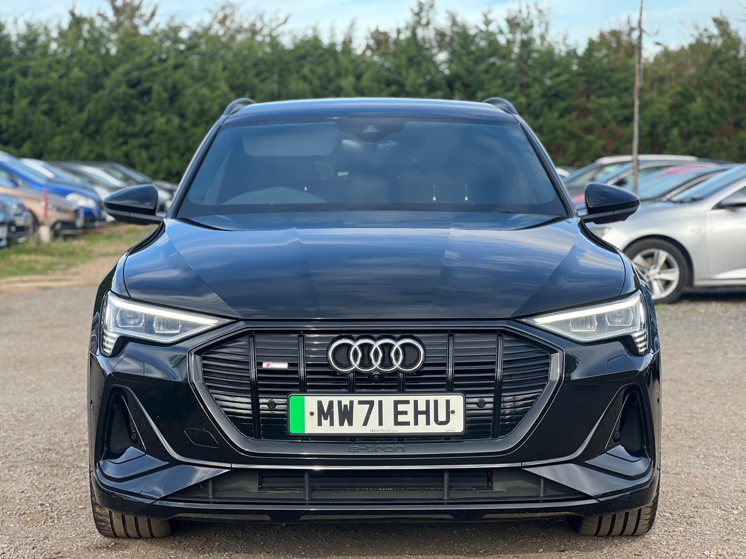 [ berth ]Audi e-tron