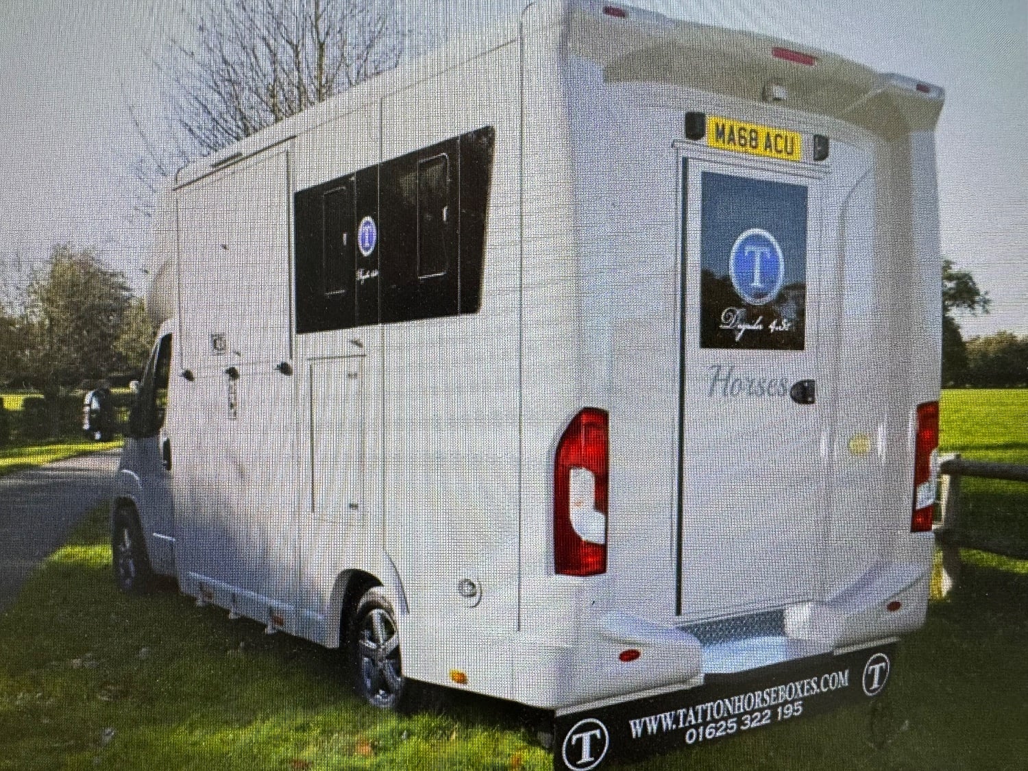 [ berth ]Tatton Dayrider Professional