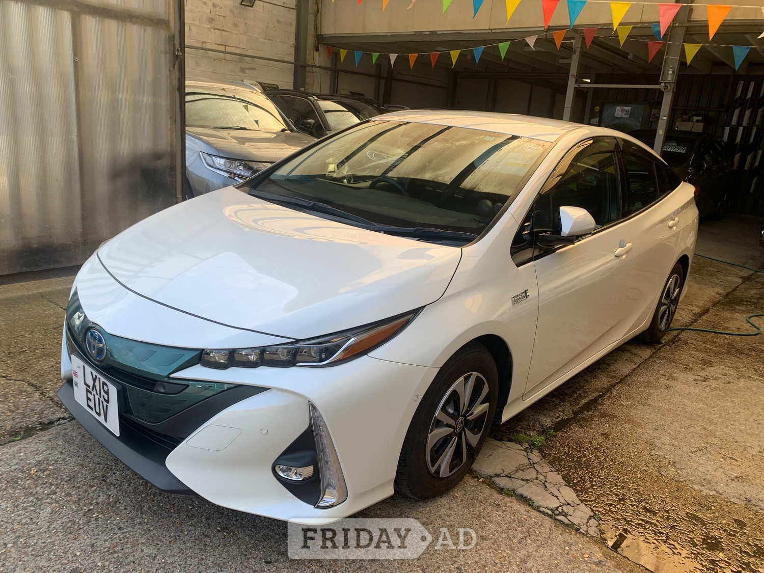 Toyota Prius 2019 - Cars in Gillingham