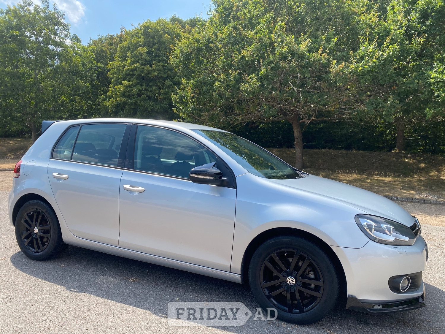 Volkswagen Golf Slough