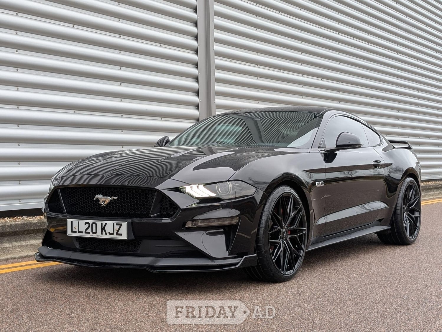 [ berth ]Ford Mustang