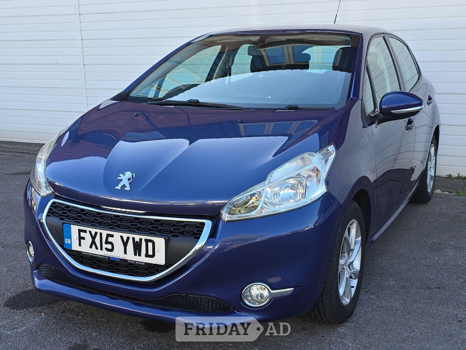 Peugeot 208 2015 - Cars in Yardley