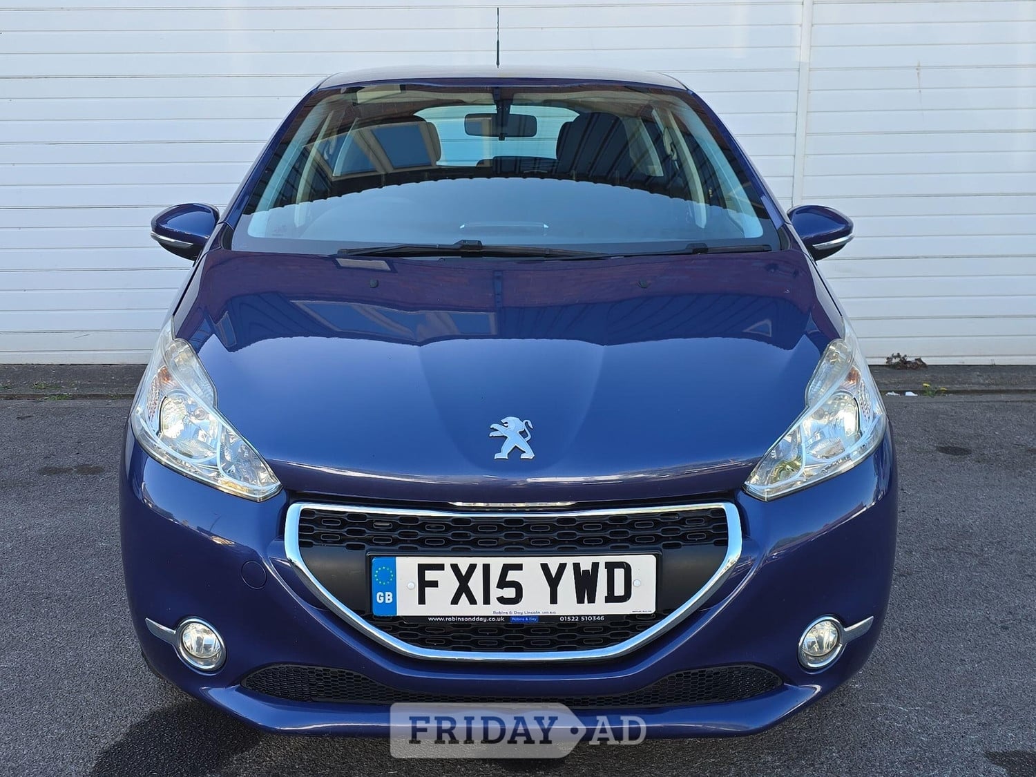 [ berth ]Peugeot 208