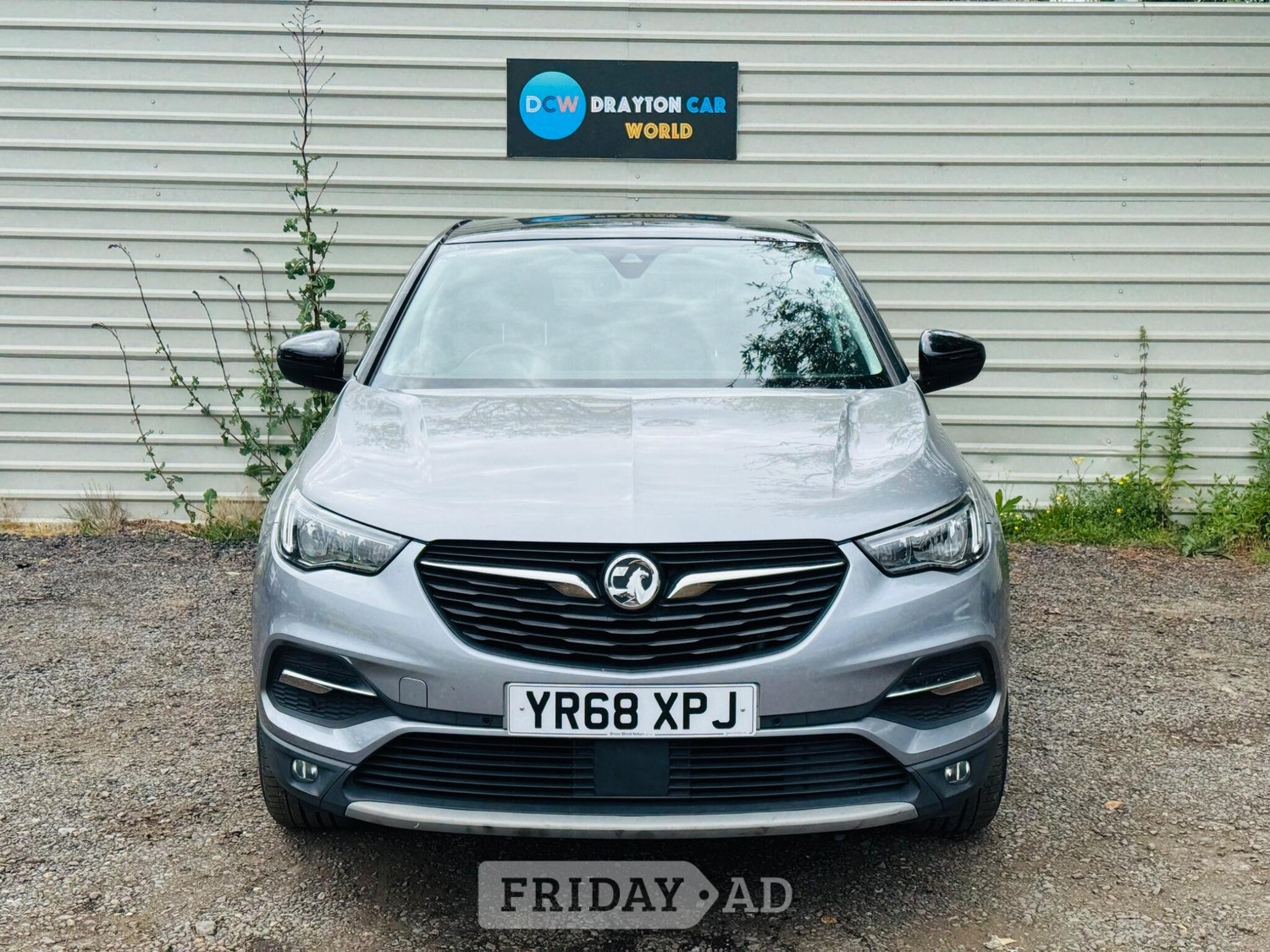 [ berth ]Vauxhall Grandland X