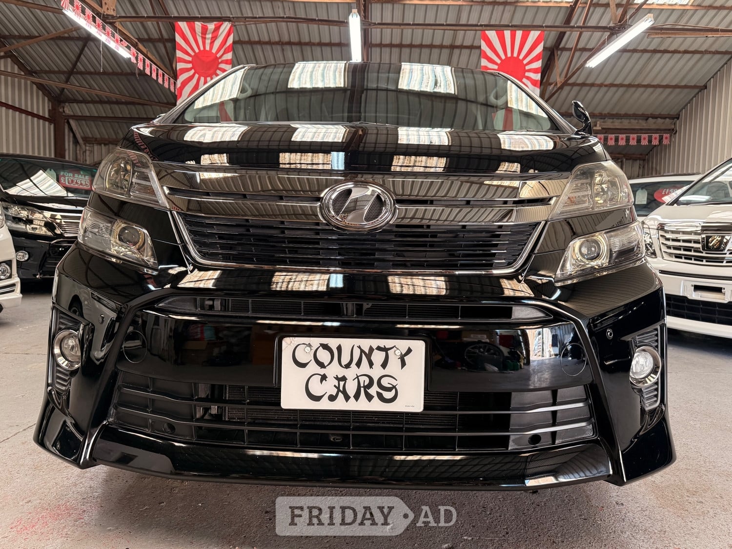 Toyota Vellfire 2014 - Cars in Rochester