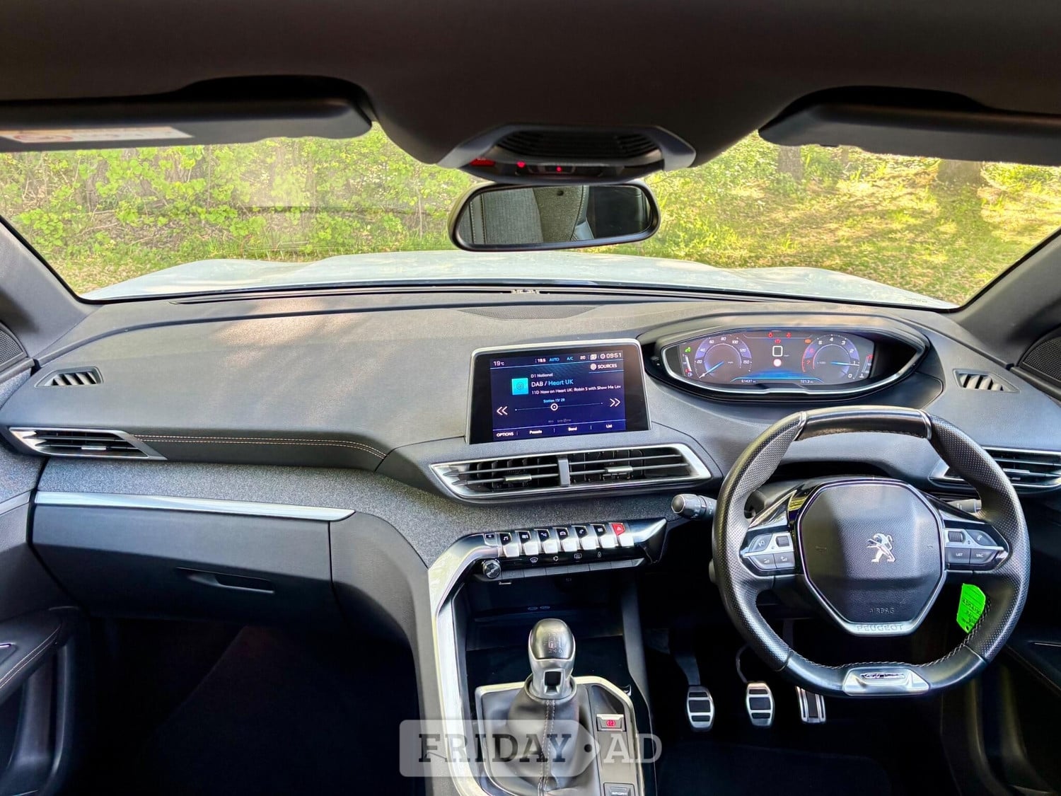 [ berth ]Peugeot 3008