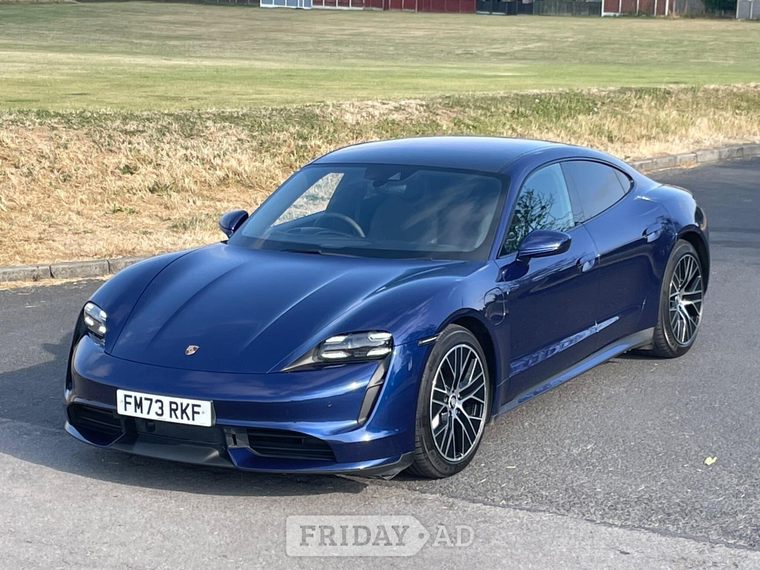 Porsche Taycan 2023 in Leeds