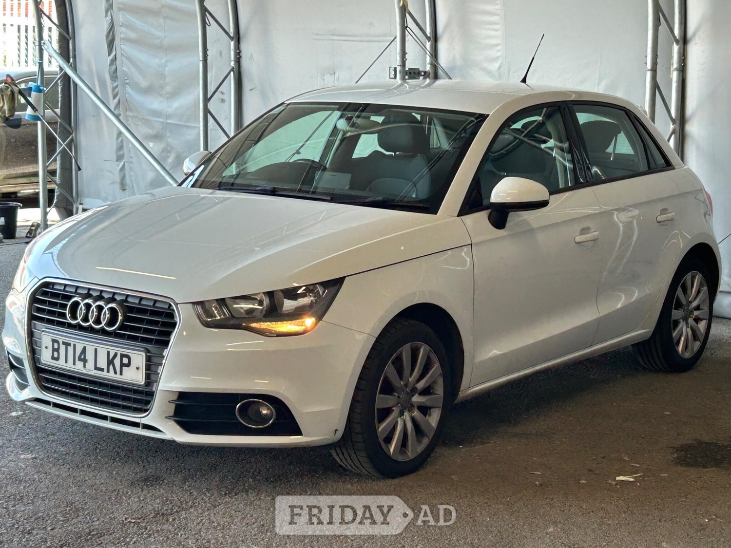 [ berth ]Audi A1
