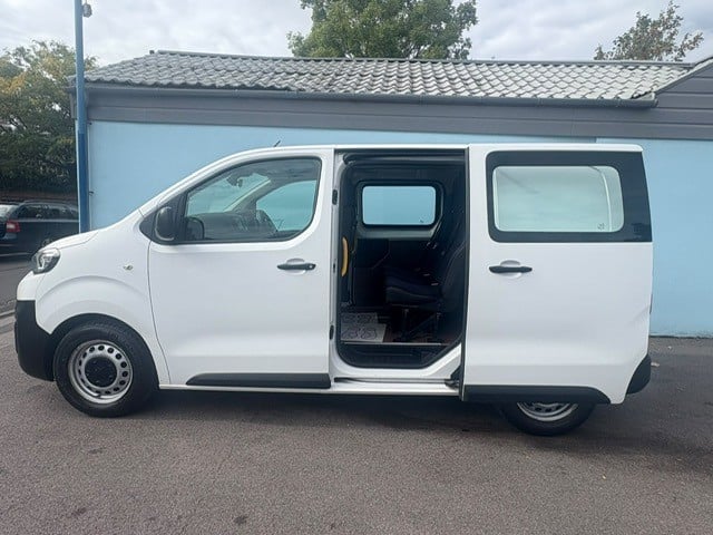 Peugeot Expert 2020 - Vans & Commercial Vehicles