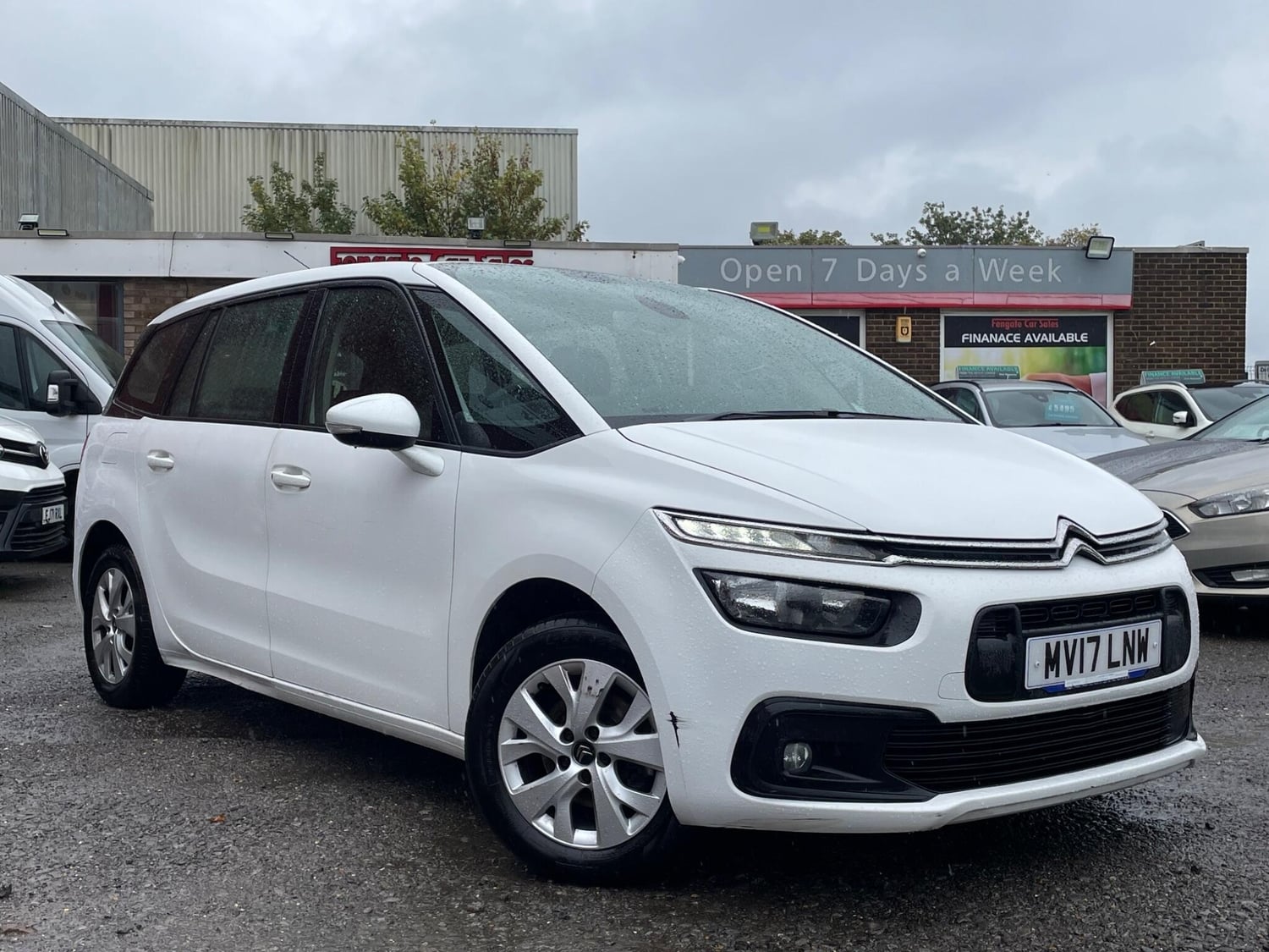 Citroen Grand C4 Picasso 2017 - Cars