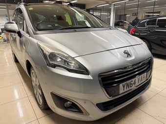 Peugeot 5008 2014
