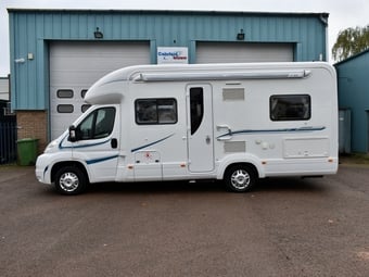 Auto-Trail Tracker FB 2011