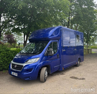 Select Pro Fiat Horsebox