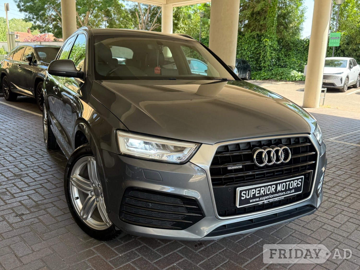 Audi Q3 2016 in Staines