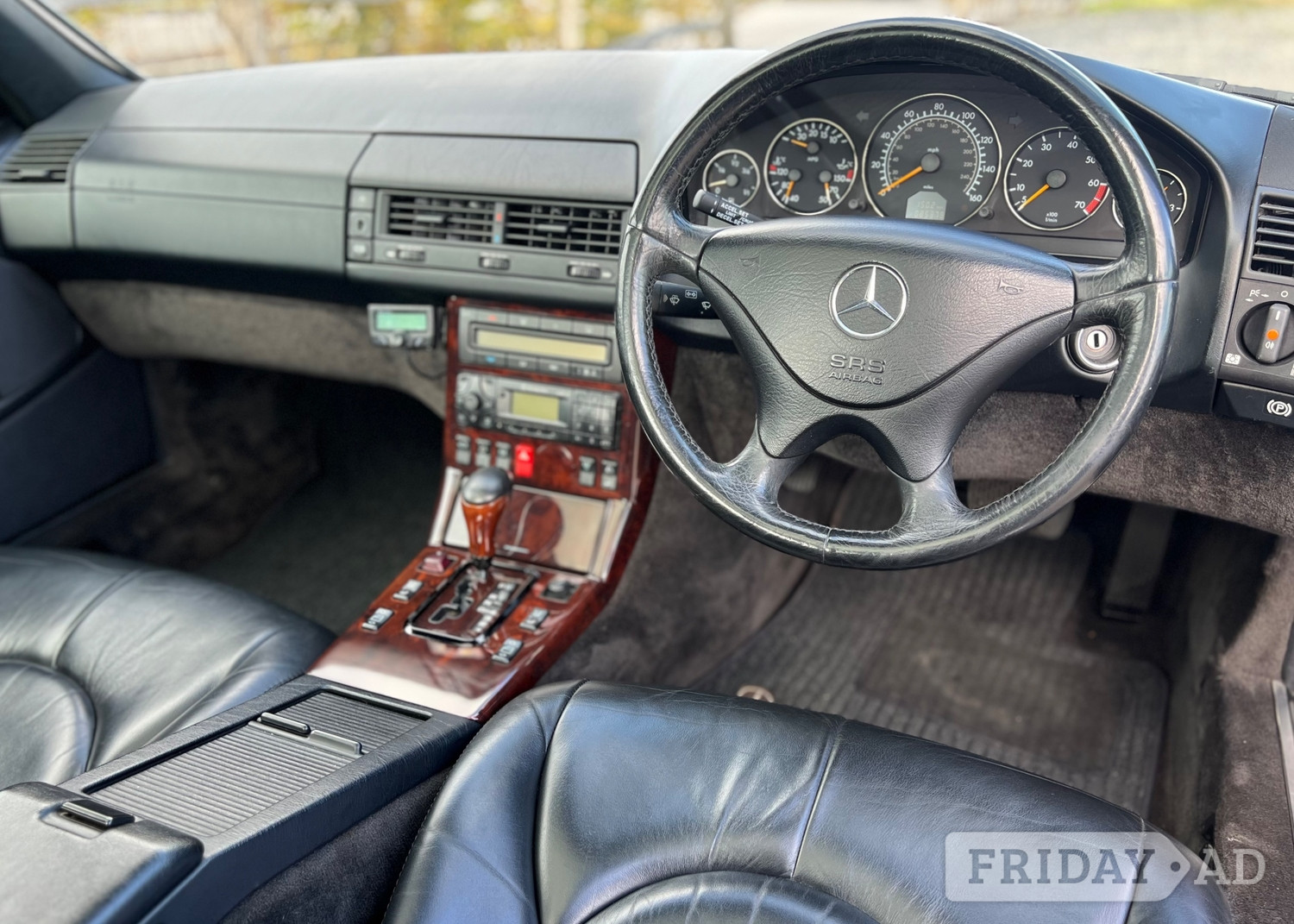 [ berth ]Mercedes-Benz SL