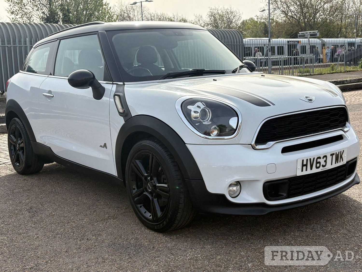 Mini Paceman 2014 in East Molesey
