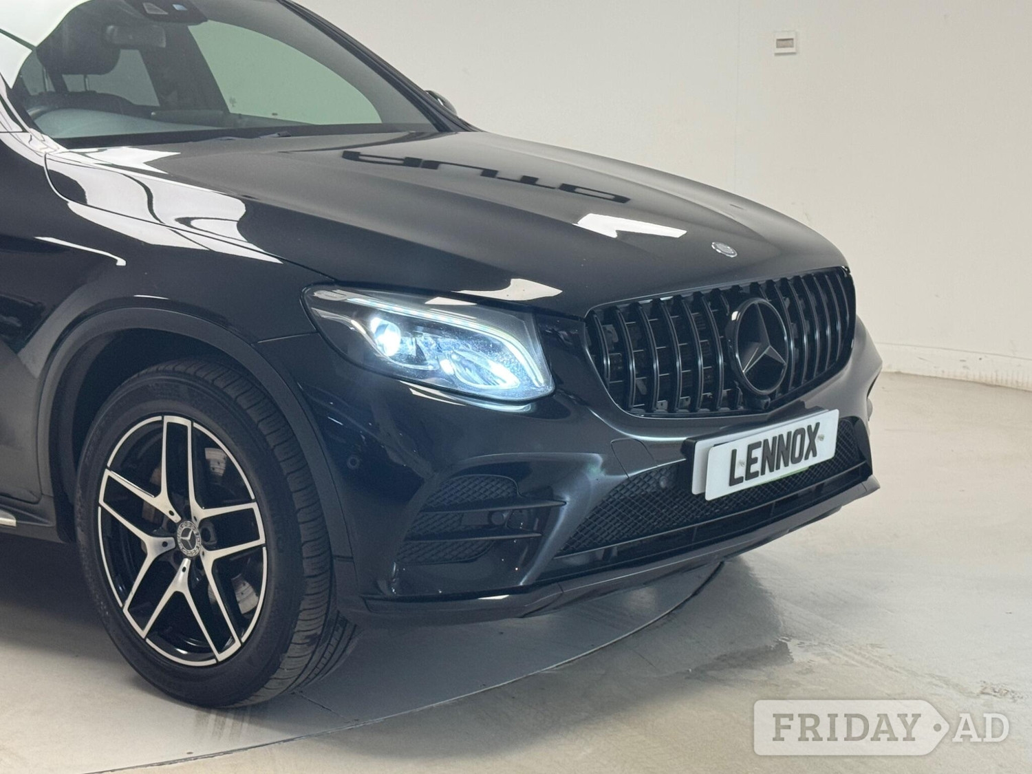 Mercedes-Benz GLC 2017 - Cars