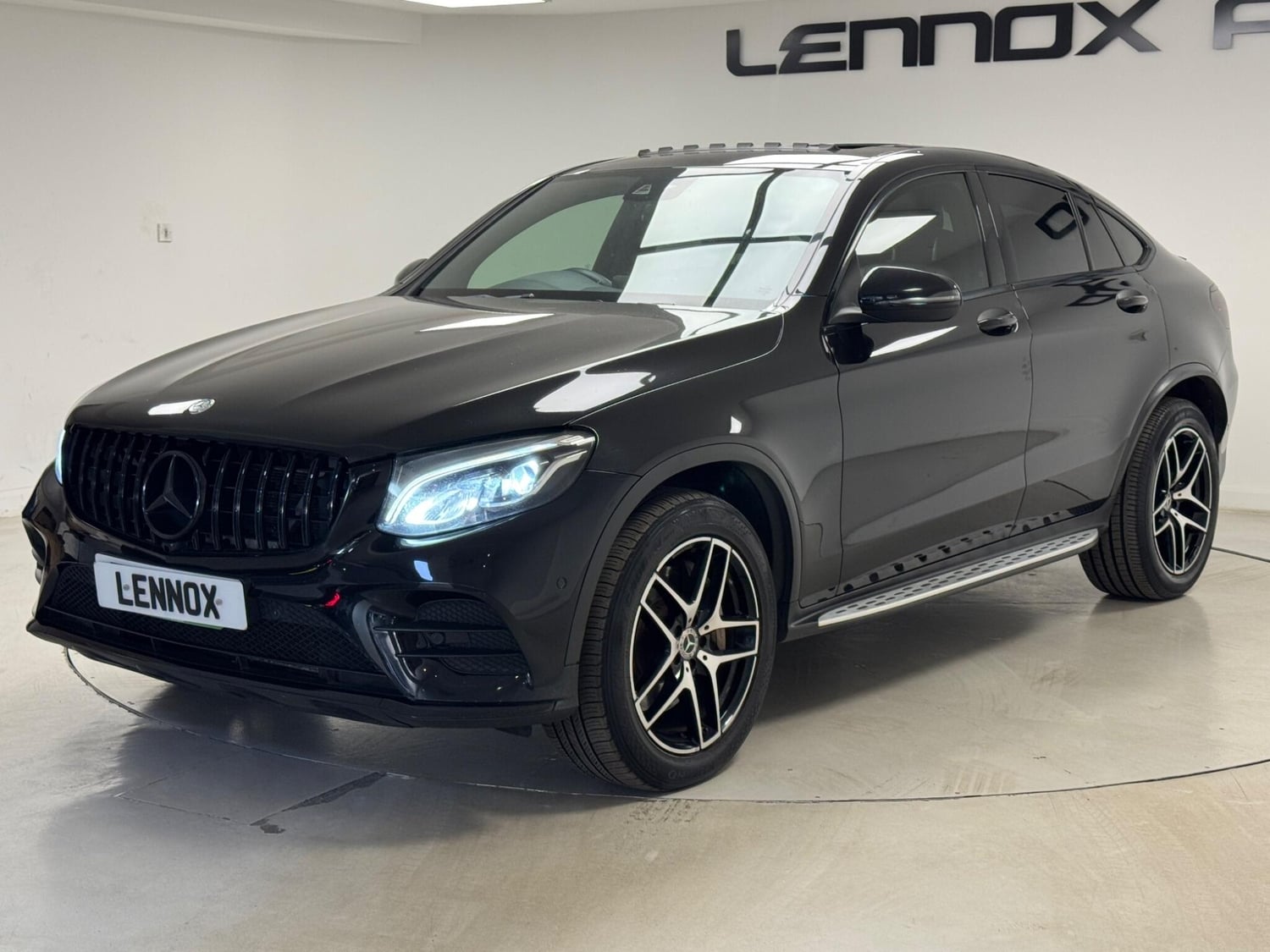 [ berth ]Mercedes-Benz GLC