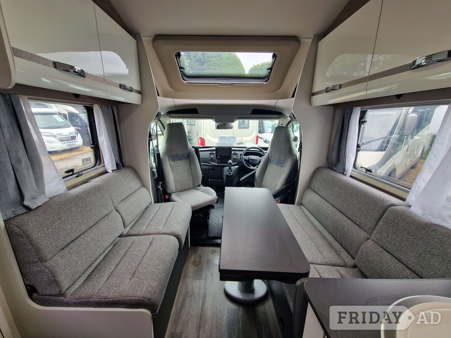 [4 berth ]Swift Voyager 584