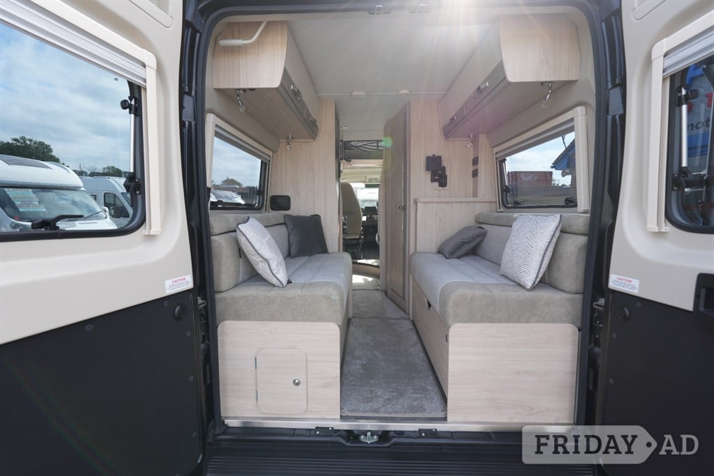 [4 berth ]Elddis Autoquest CV80 60TH ANNIVERSARY FIAT 4 BERTH 4 TRAVEL SEAT M