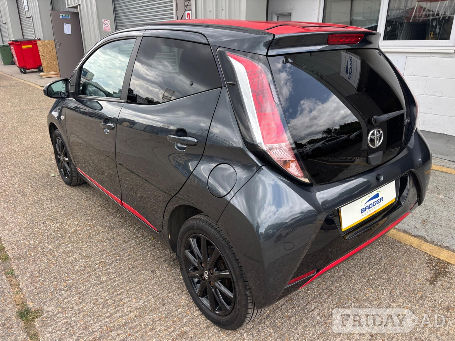 2017 Toyota AYGO 1.0 VVT-i x-press Euro 6 5dr - Cars