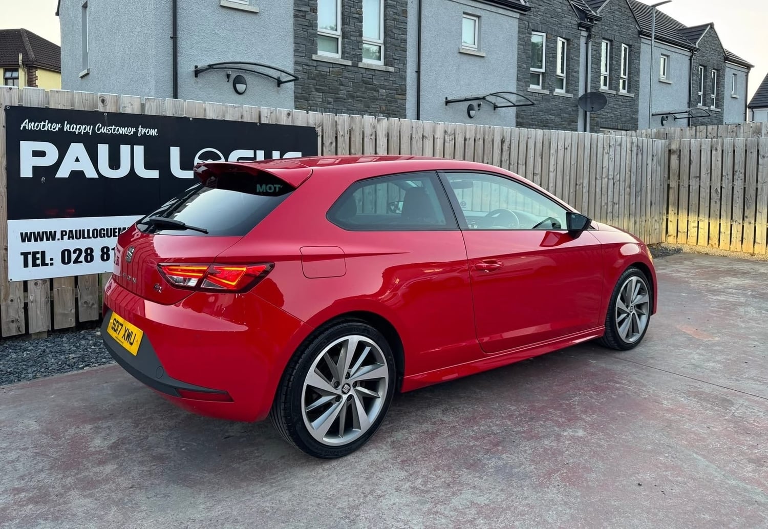 [ berth ]SEAT Leon