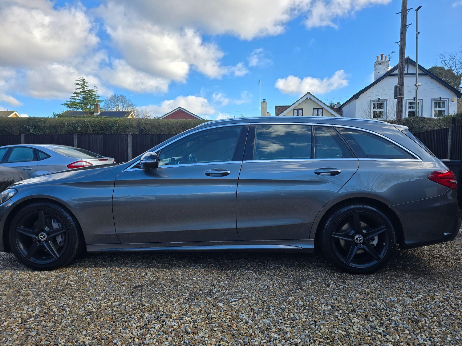 [ berth ]Mercedes-Benz C Class