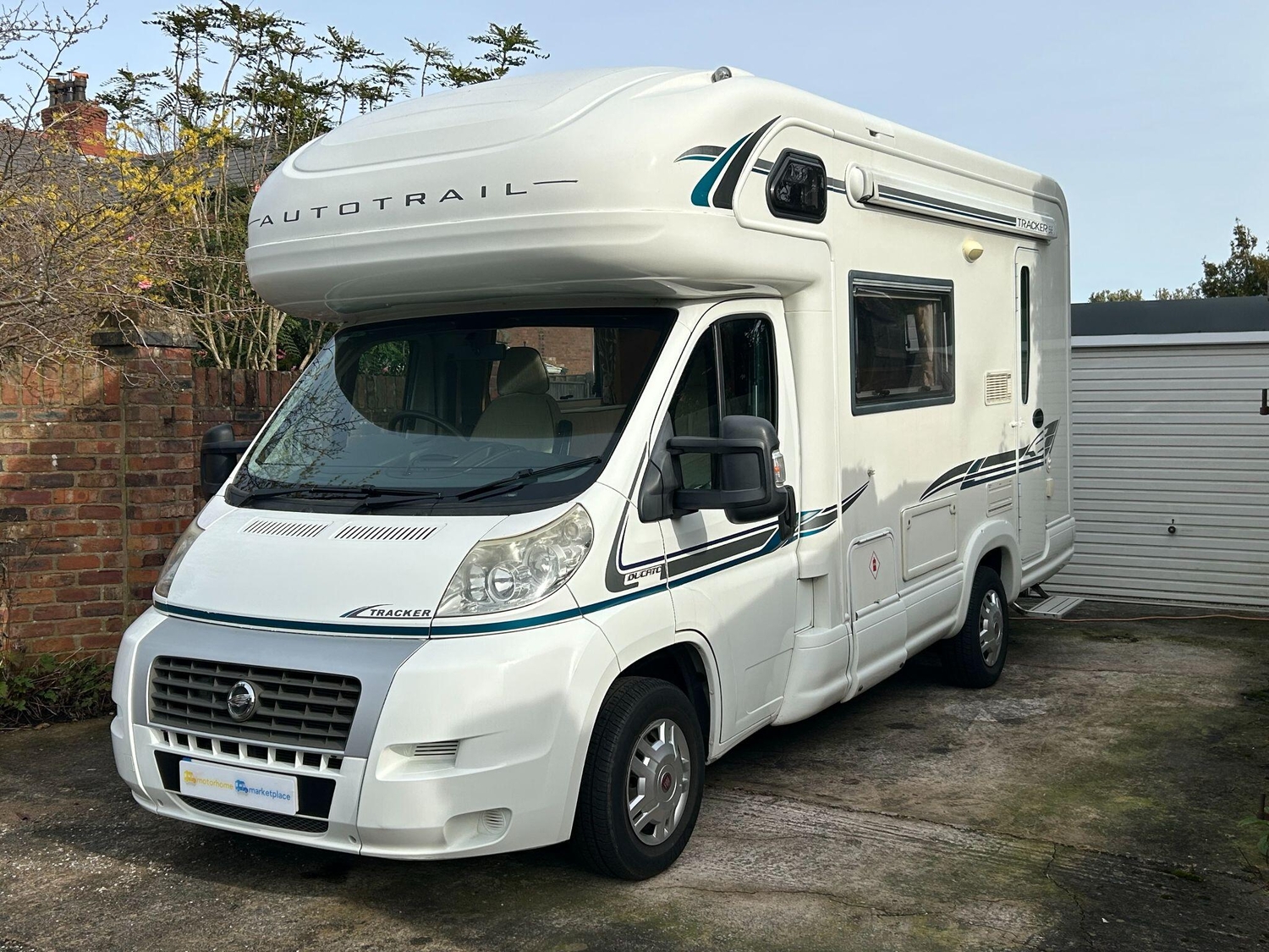 Auto-Trail Tracker EKS 2010 for sale - Motorhomes & Caravans in Love Clough