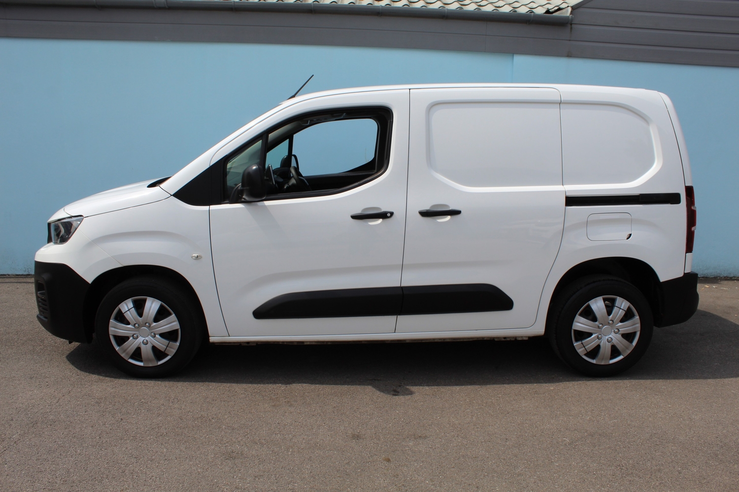 Peugeot Partner 2020 - Vans & Commercial Vehicles