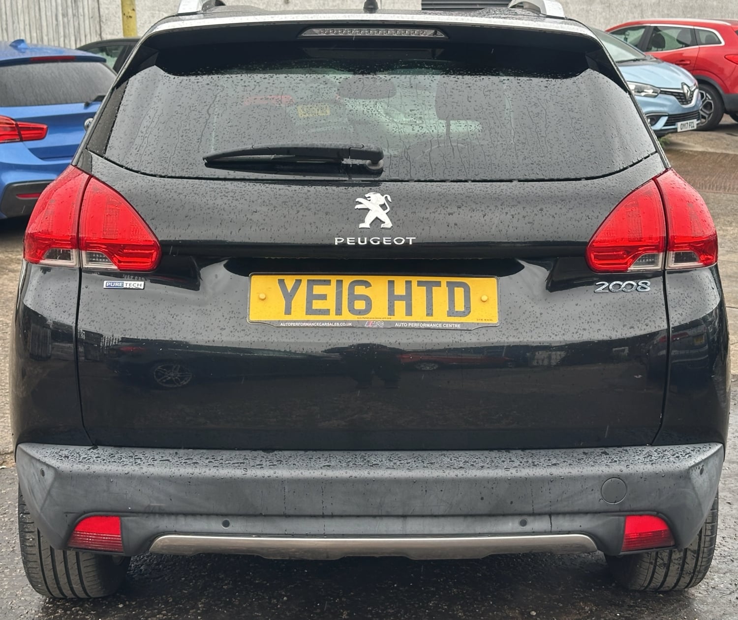 [ berth ]Peugeot 2008