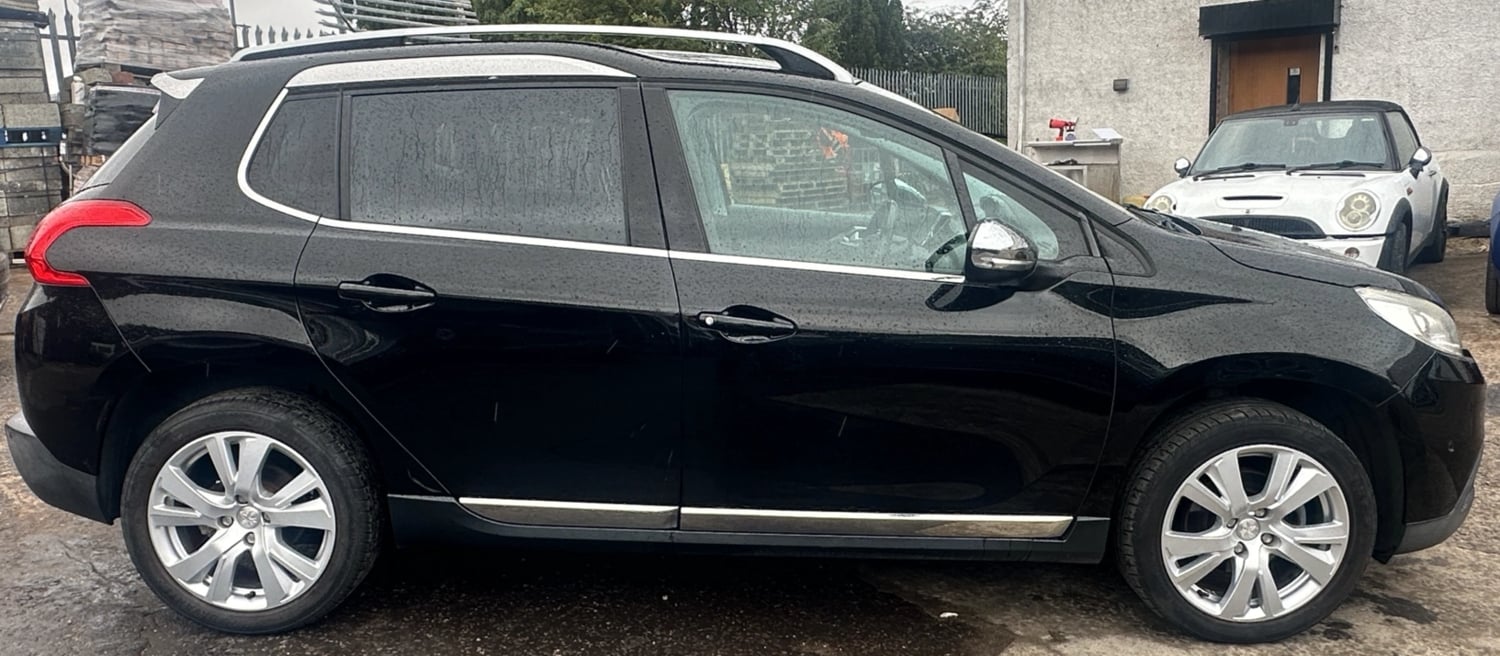 Peugeot 2008 2016 - Cars