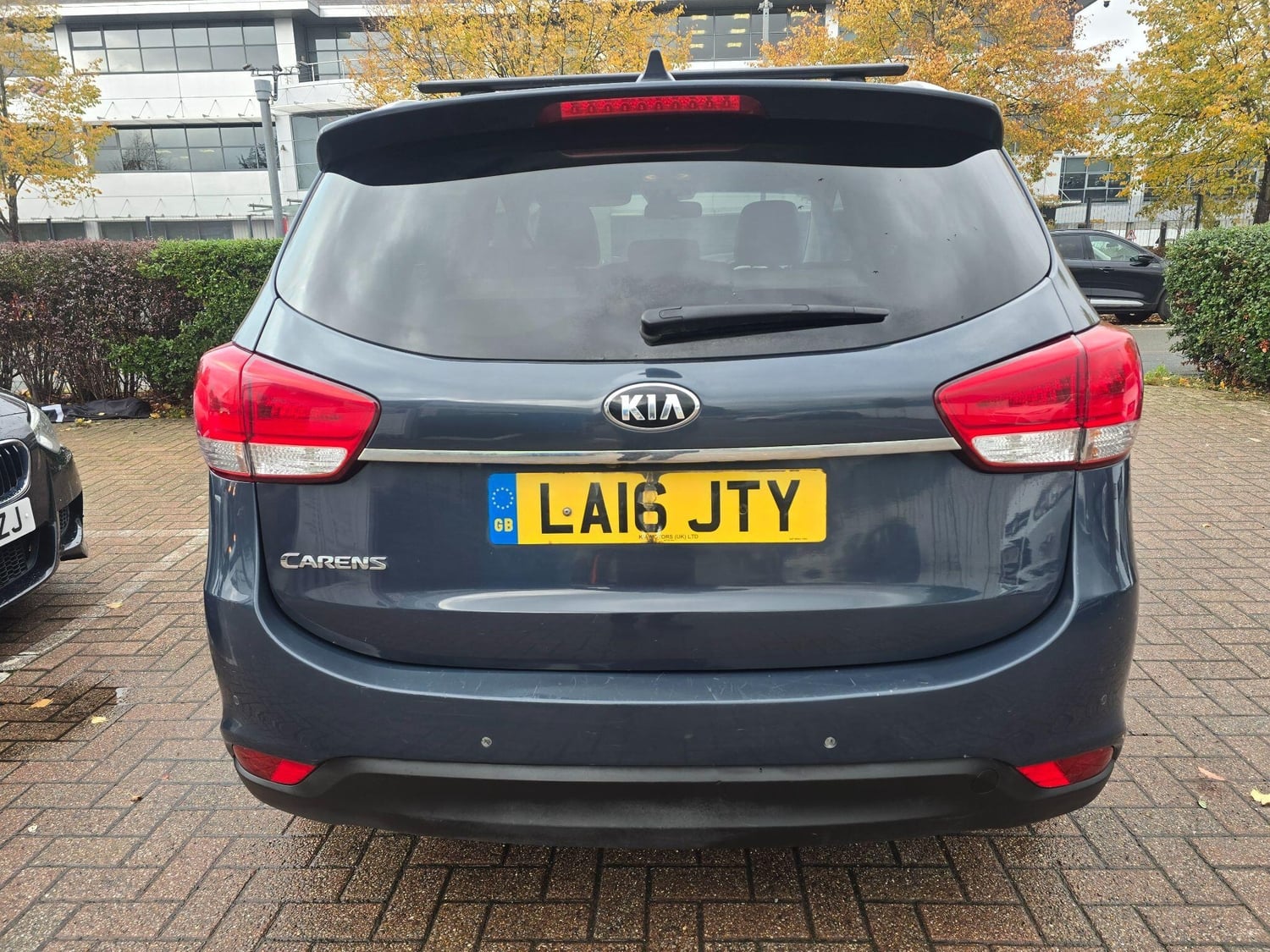 Kia Carens 2016 - Cars