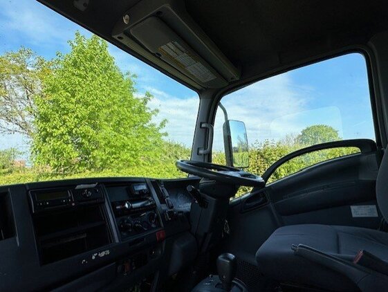 Minster  Isuzu Horsebox - Trailers & Horseboxes in Banbury