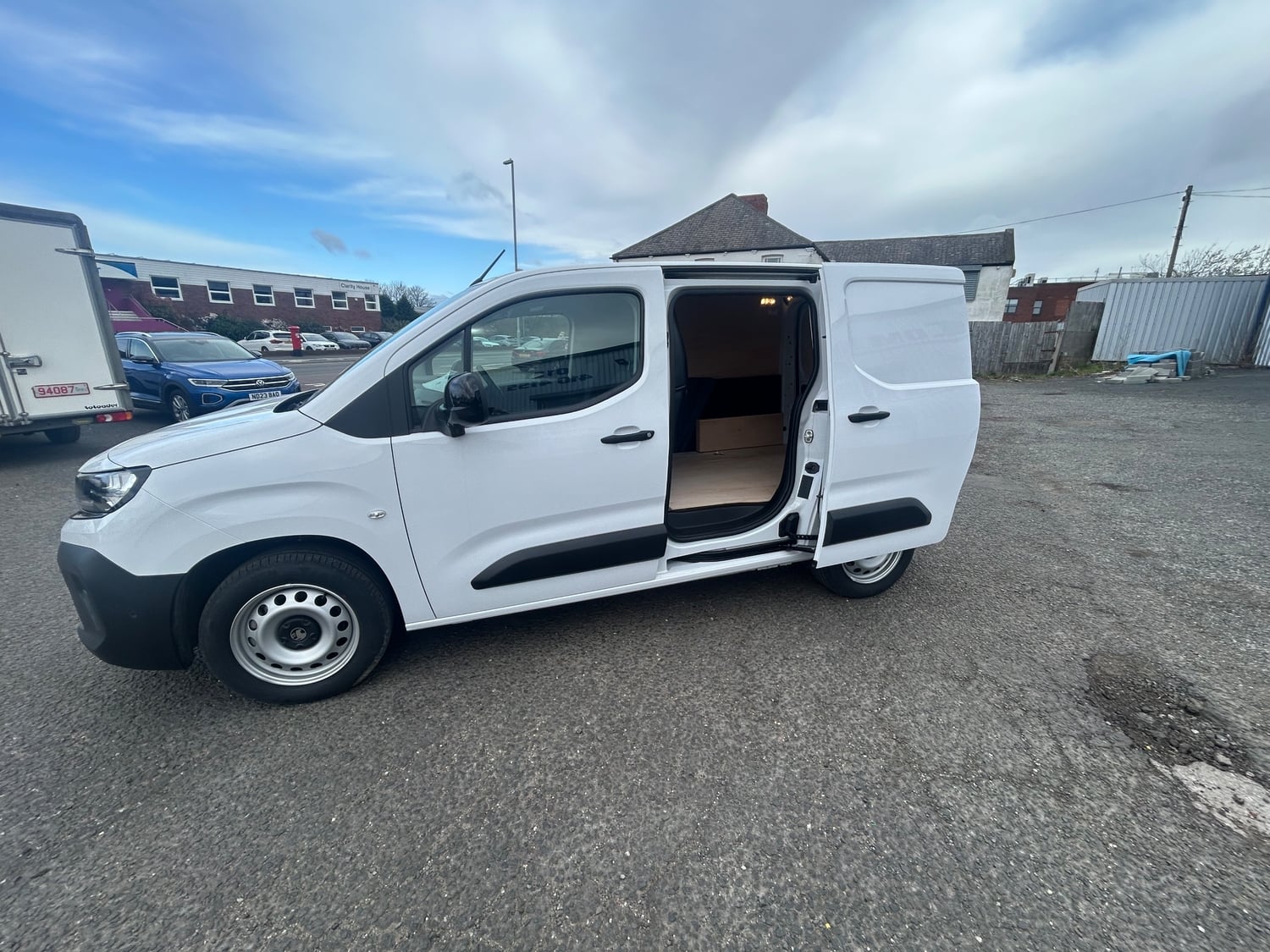 Vauxhall Combo 2025 - Vans & Commercial Vehicles