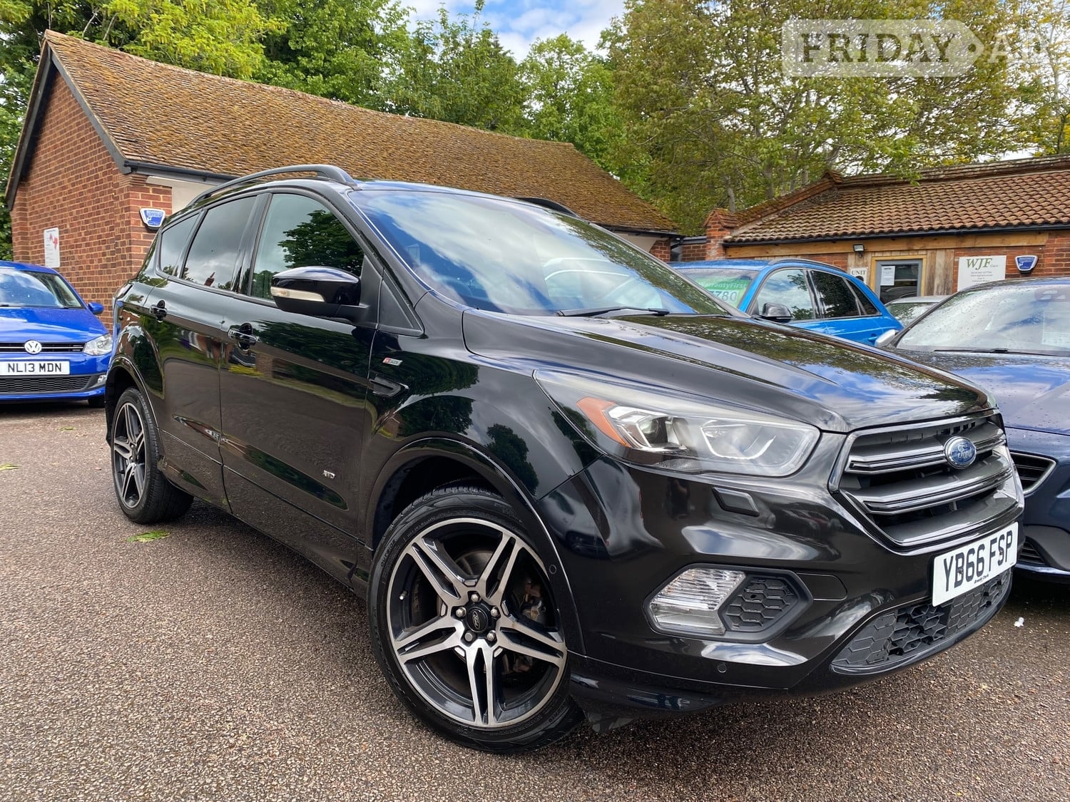 Ford Kuga 2016 in Hitchin
