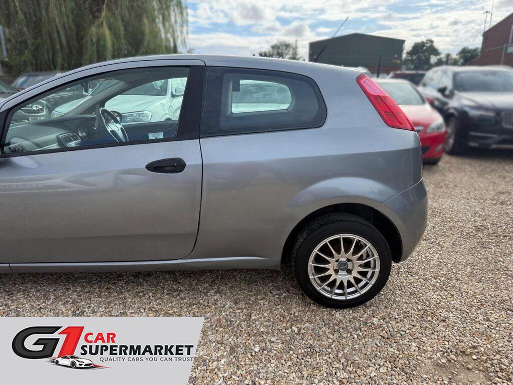 Fiat Grande Punto 2009 - Cars in Leighton Buzzard