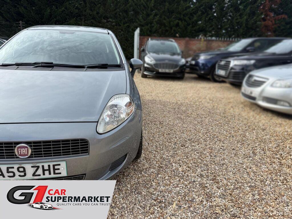 Fiat Grande Punto 2009 - Cars