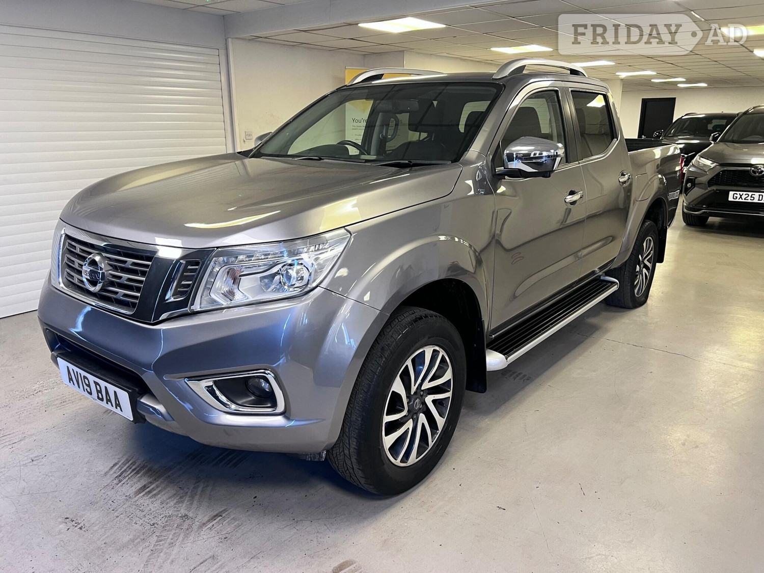 Nissan Navara 2019 in Stroud