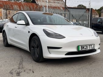Tesla Model 3 2021
