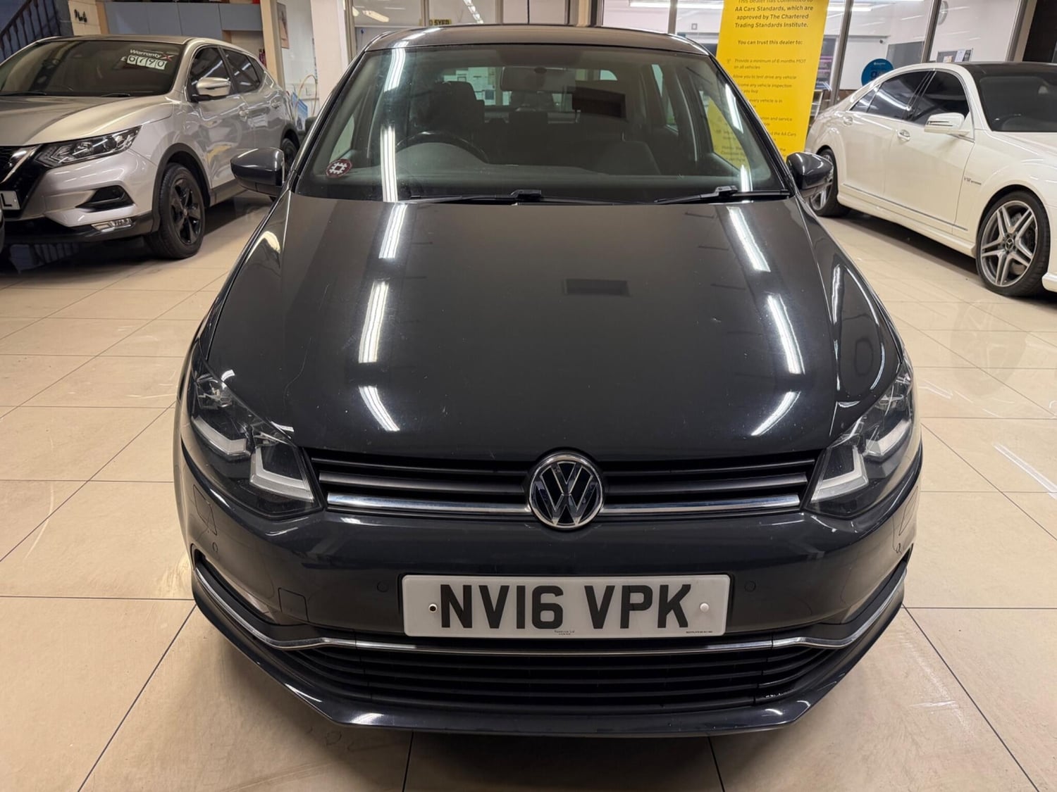 [ berth ]Volkswagen Polo