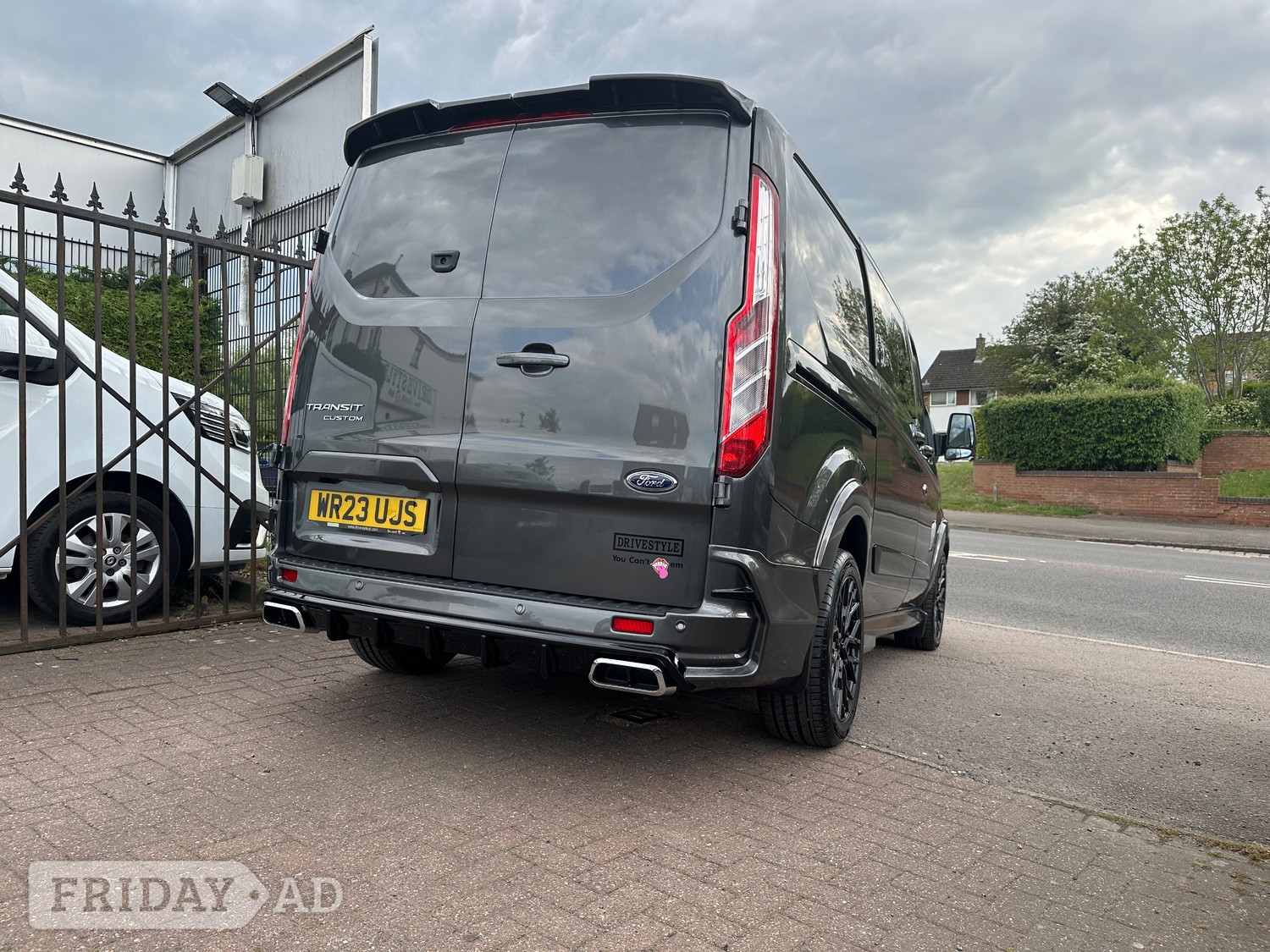 Ford Transit Custom 2023 - Vans & Commercial Vehicles