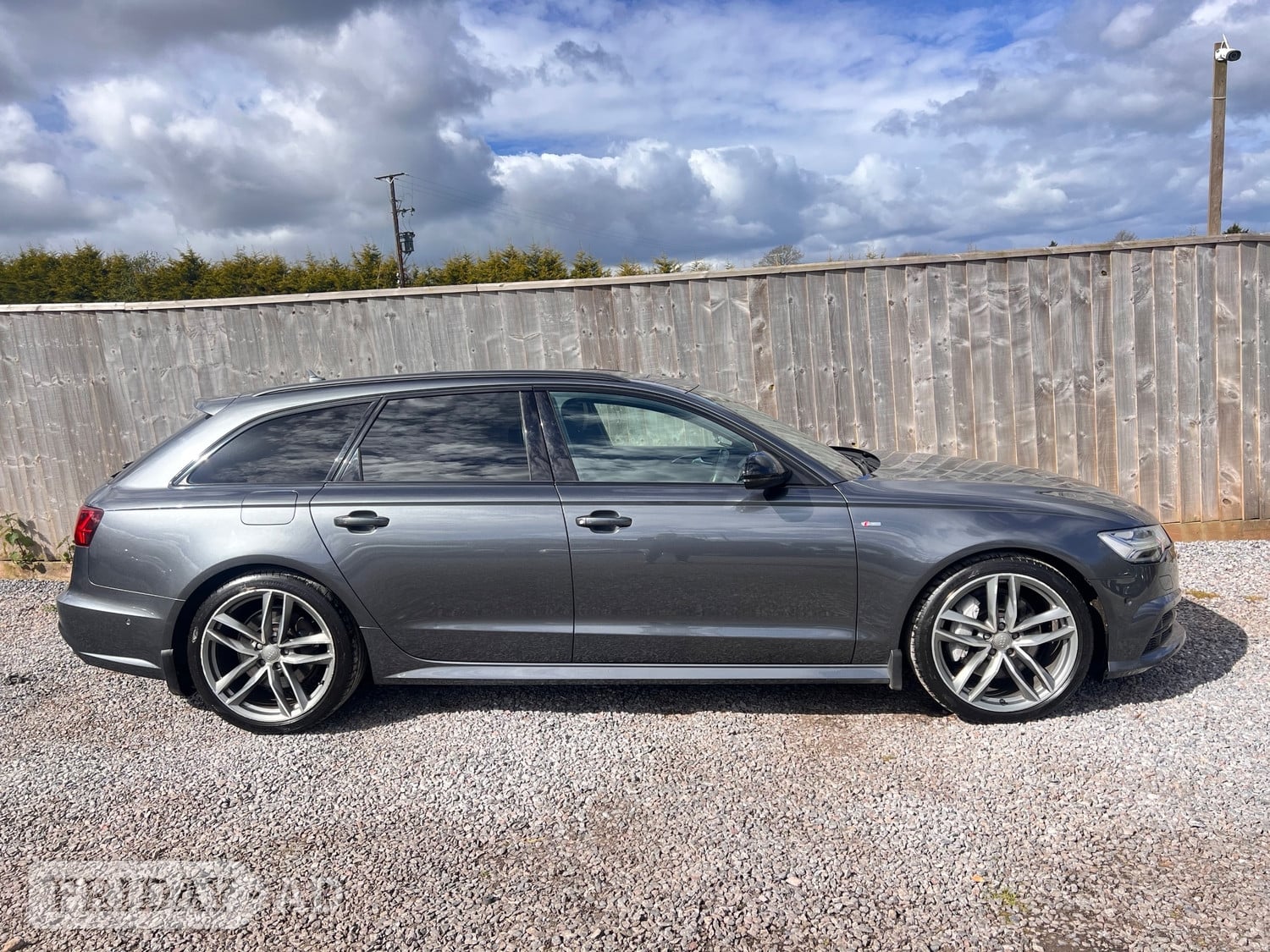 [ berth ]Audi A6 Avant