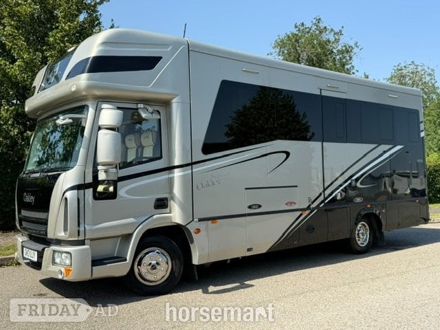 Oakley Supreme Iveco Eurocargo 75E18 Automatic Horsebox in Banbury