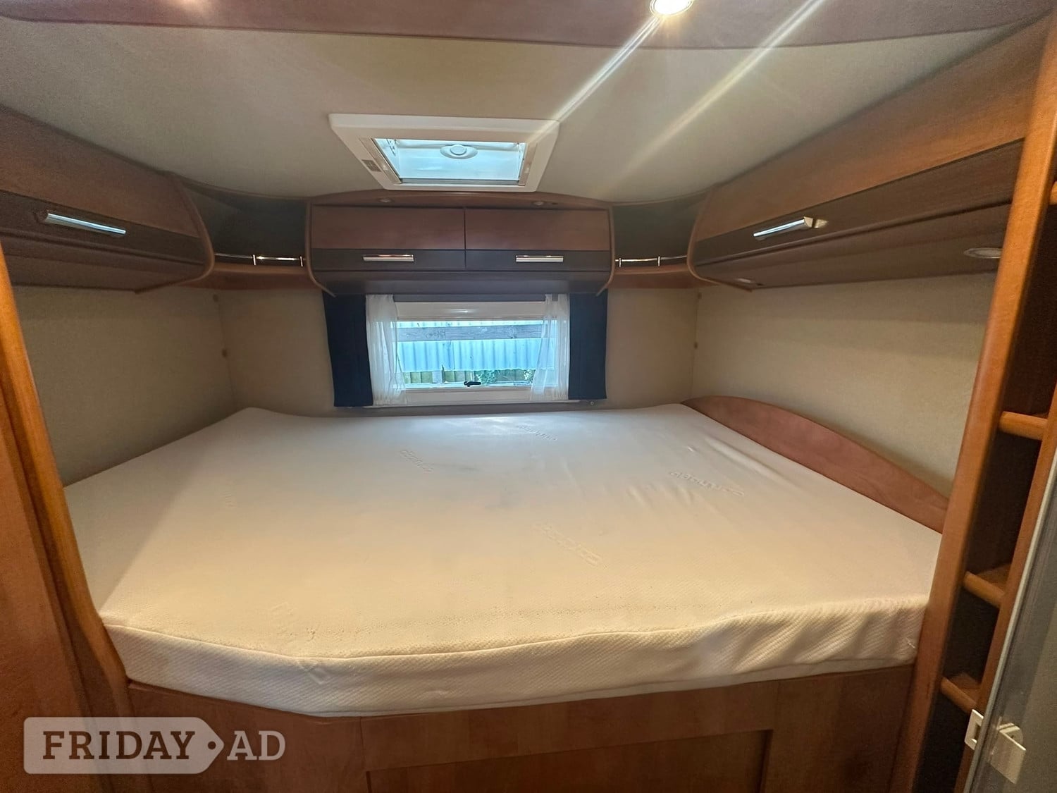 Carthago Chic I 47 2016 - Motorhomes & Caravans