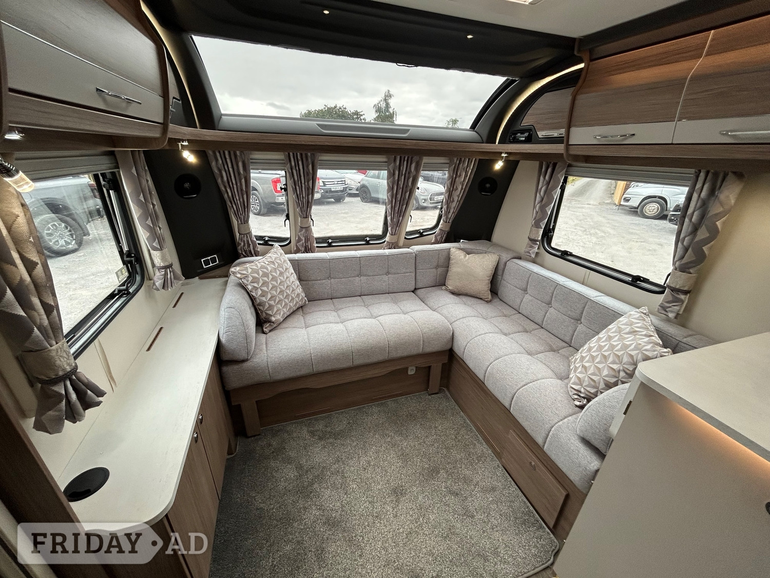 Coachman VIP 540 Xtra 2022 - Motorhomes & Caravans in Thirsk