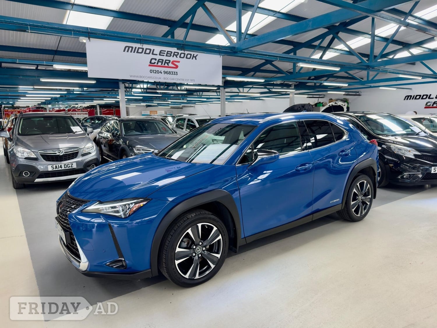 Lexus UX 2021 - Cars