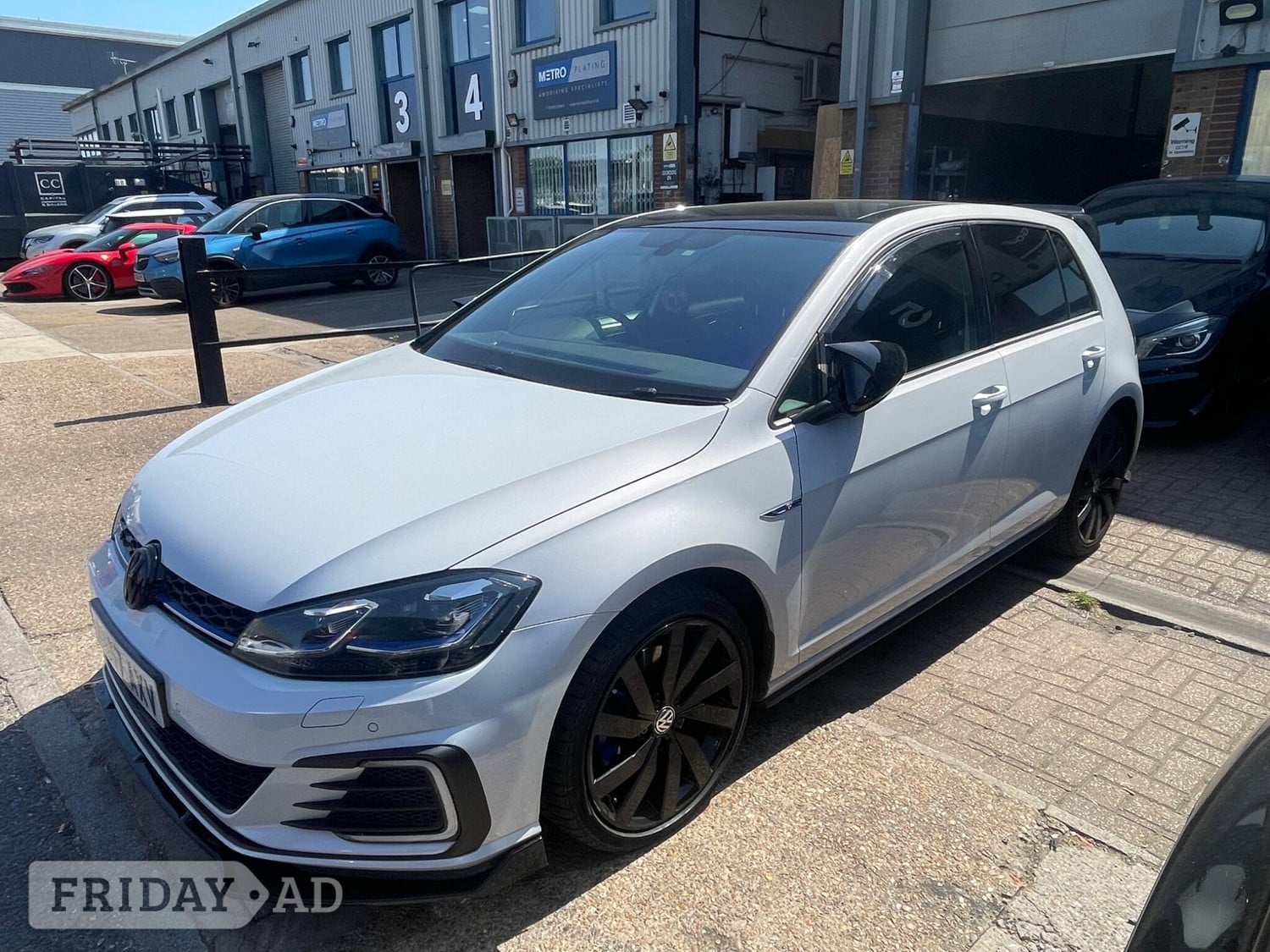 Volkswagen Golf 2017 in Uxbridge